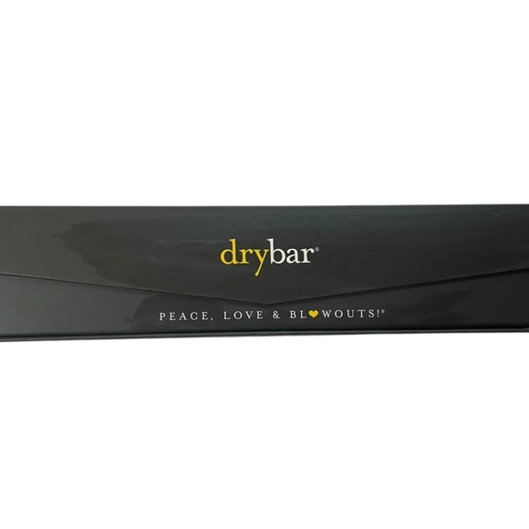Drybar The Brush Crush Heated Straightening Brush – Yellow with Box - Picture 7 of 10